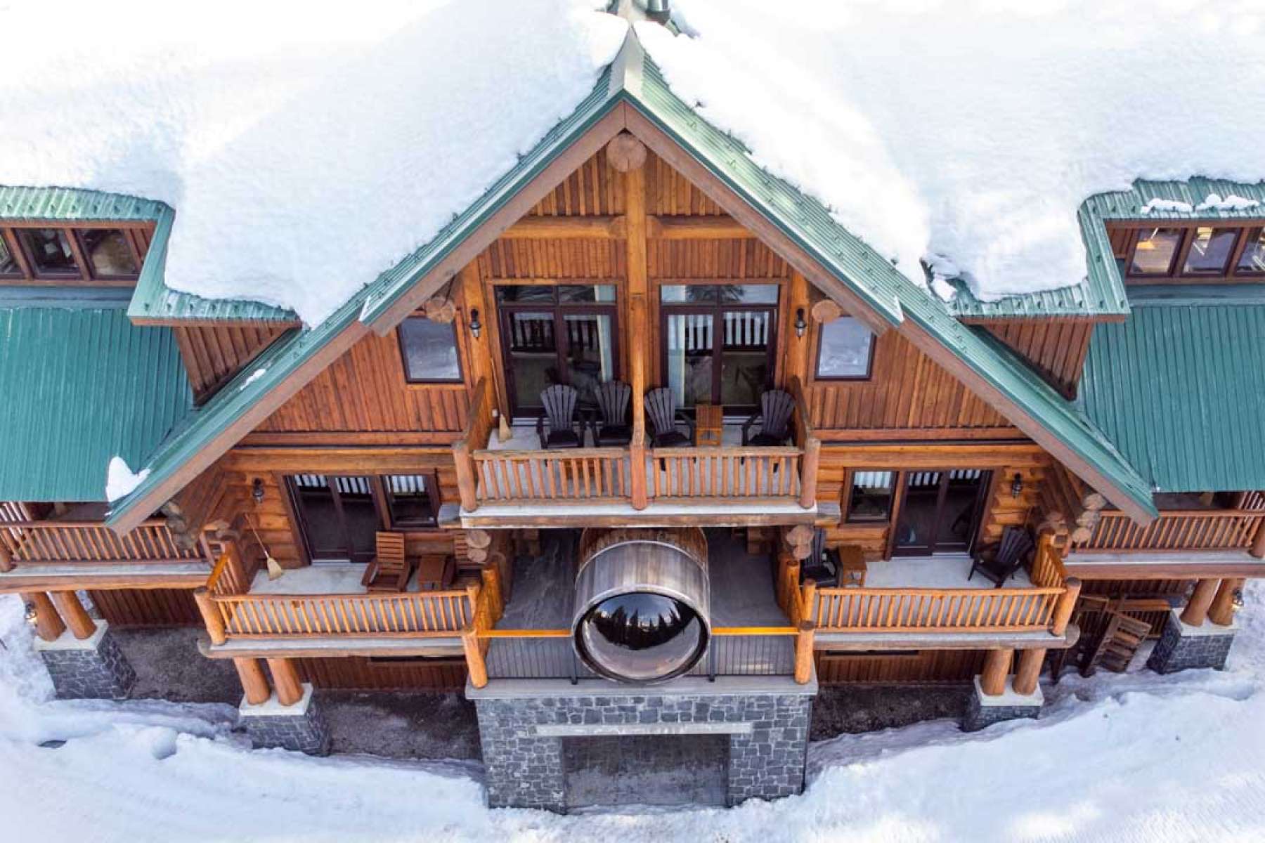 Island Lake Lodge, Fernie, B.C - Cedar Lodge 